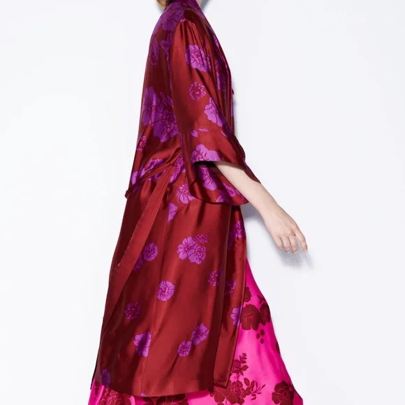 Sold❌
Zara Limited Edition Kimono - Picture 3 of 13